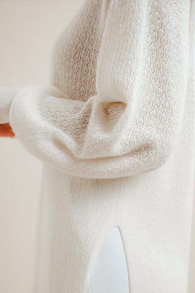 Өндөр оноотой ноолууран платье - Image 2