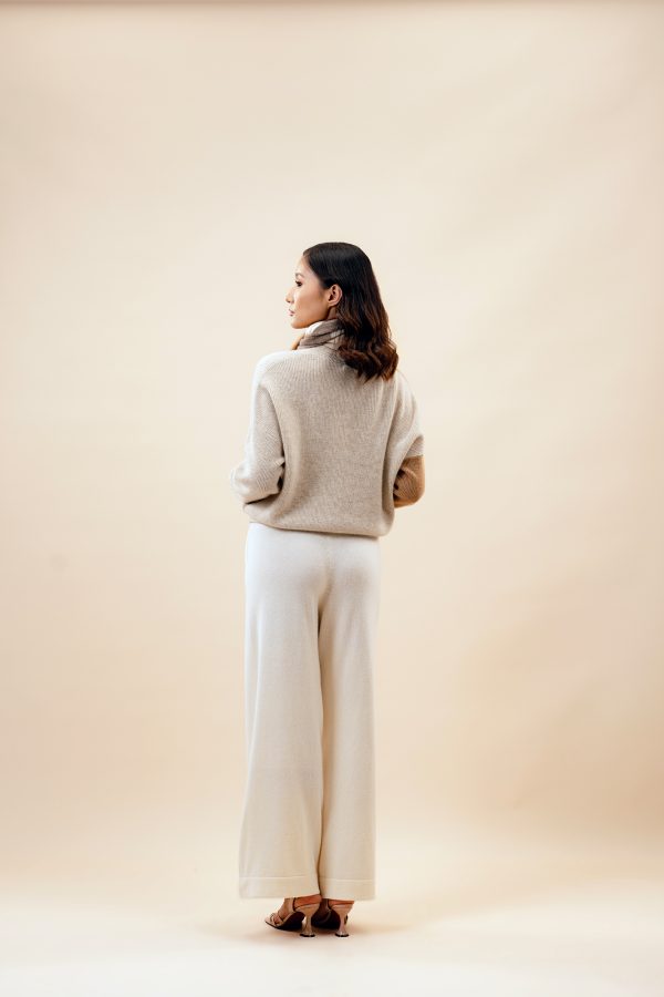 1 Дугуй захтай ноолууран цамц