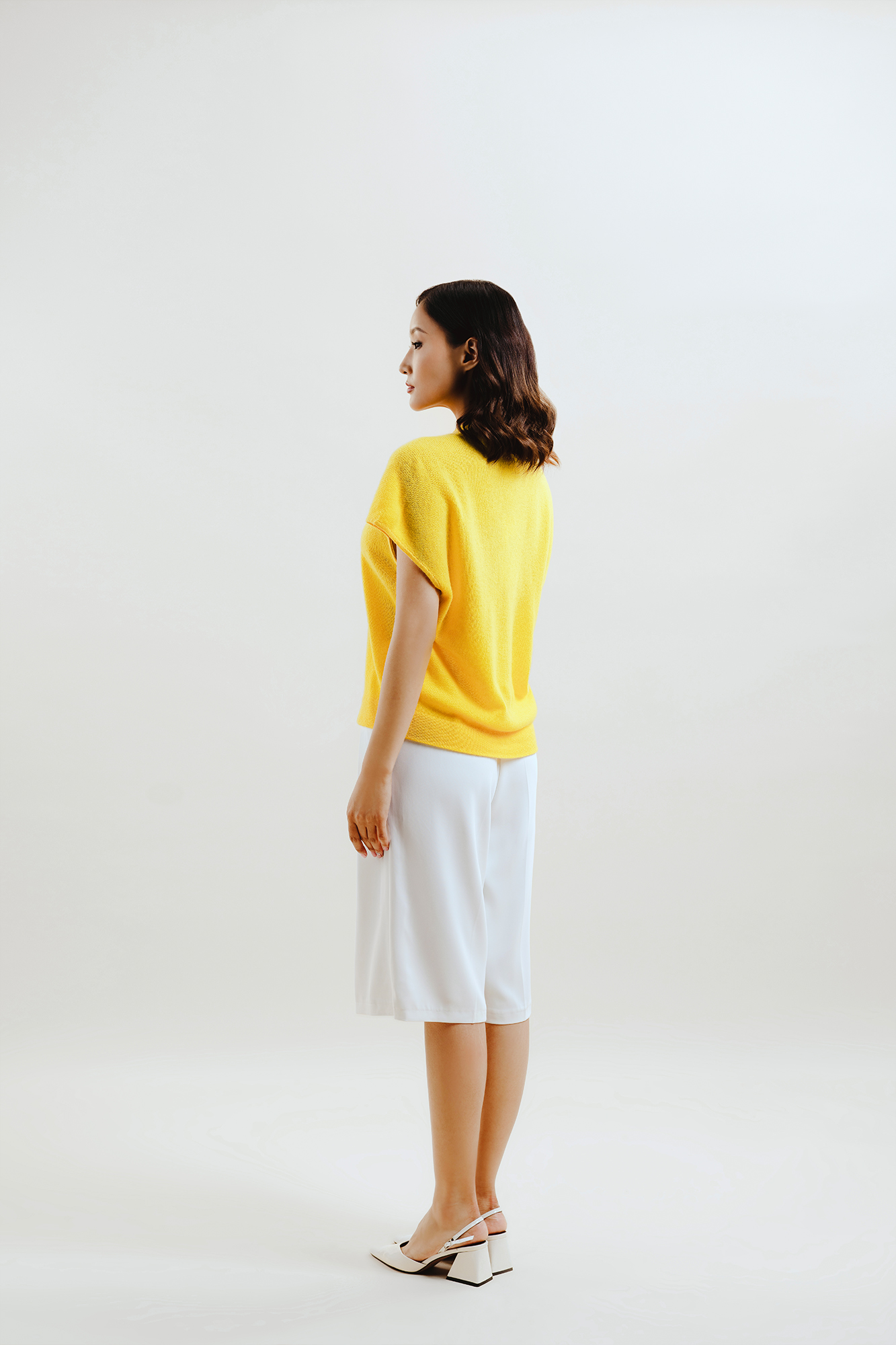 Богино ханцуйтай ноолууран загвар - Image 3