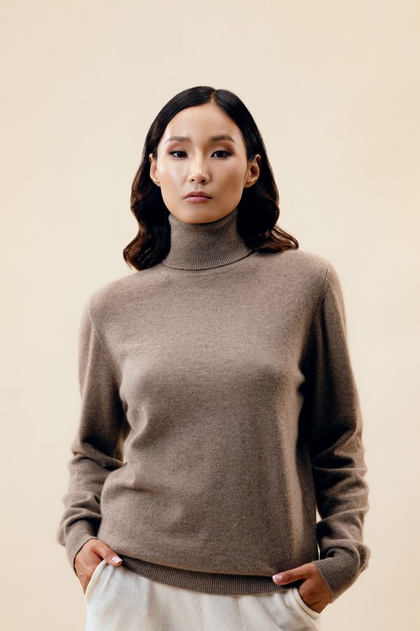 Свитер захтай ноолууран классик цамц