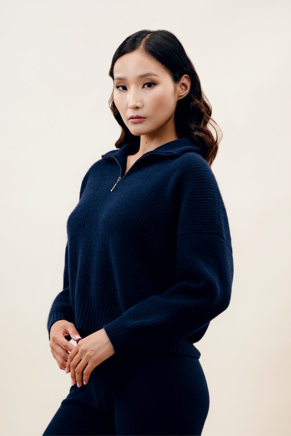 3 Чөлөөт загварын хагас босоо цахилгаантай ноолууран цамц