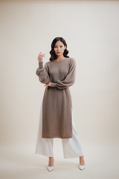 Өндөр оноотой ноолууран платье - Image 1