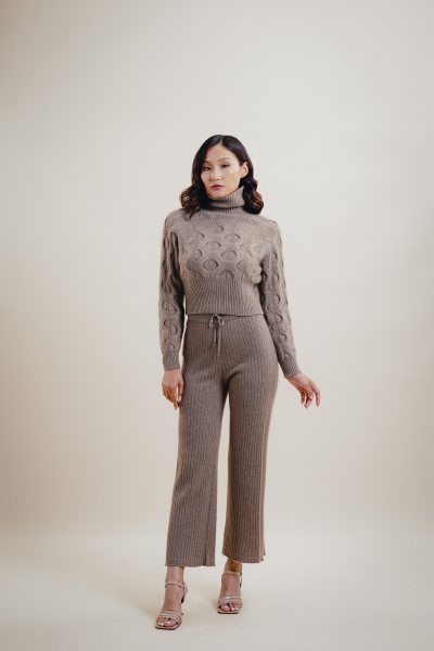 Богино загварын ноолууран свитер - Image 1