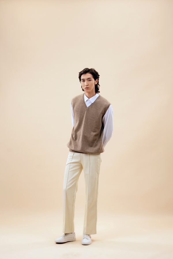 Хошуу захтай ноолууран майк