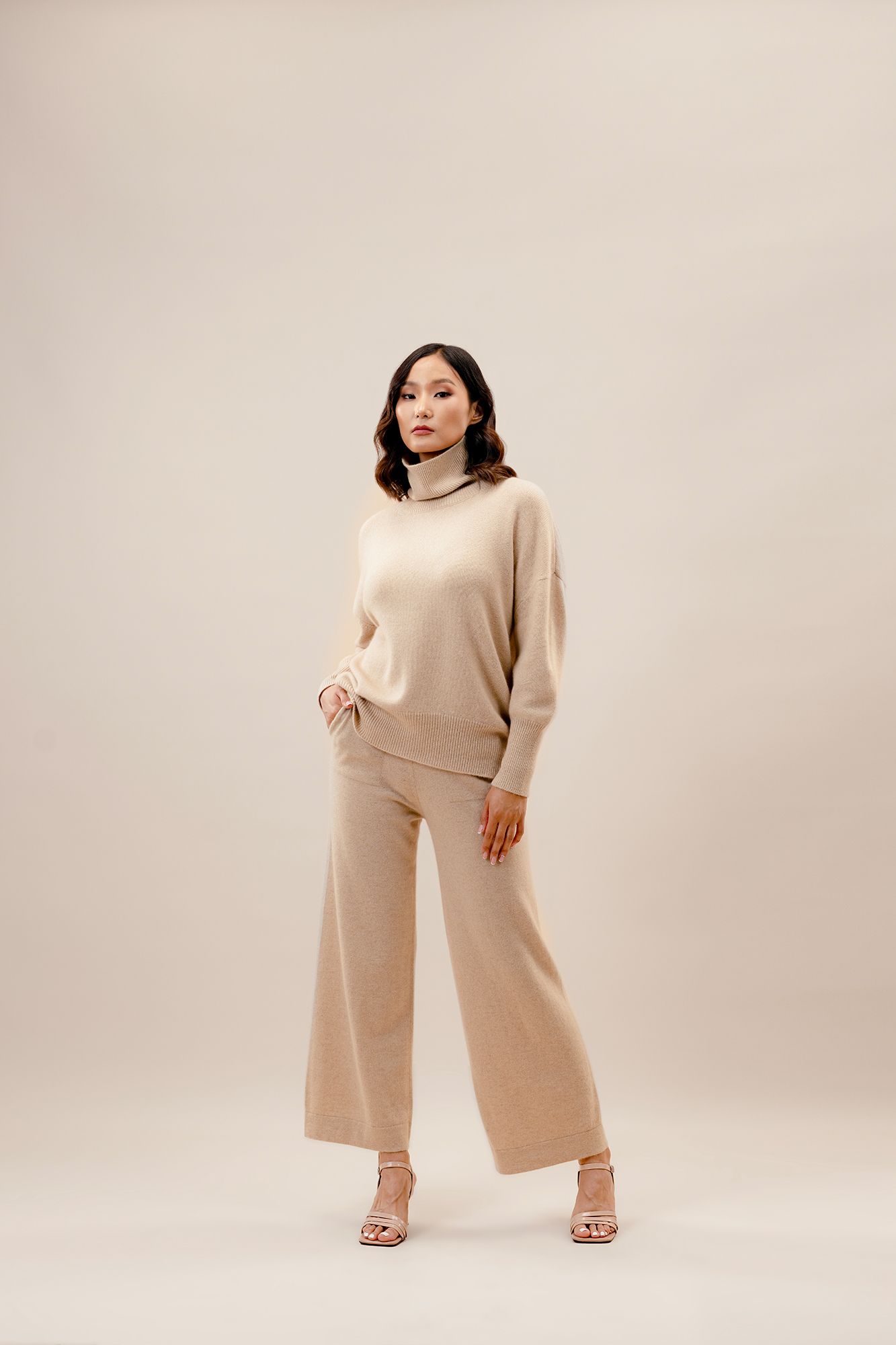 Ноолууран свитер - Image 4