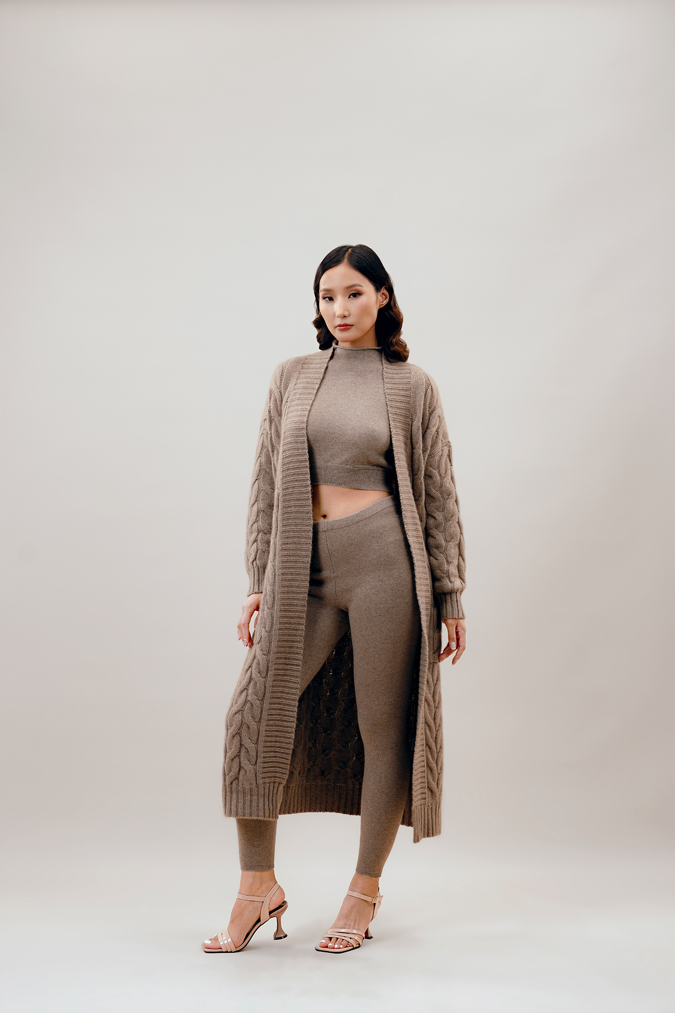 Сүлжмэл ноолууран пальто (Copy) - Image 2