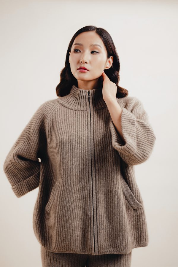 1 Цахилгаантай ноолууран кардиган