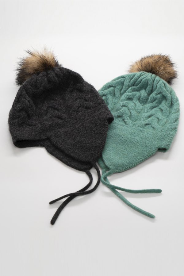 Чихтэй ноолууран малгай