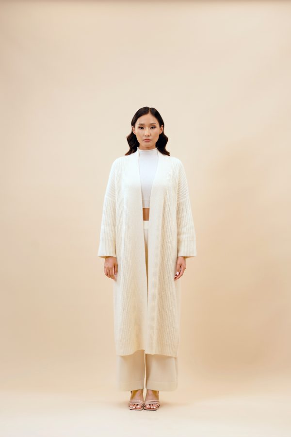 Сүлжмэл ноолууран пальто