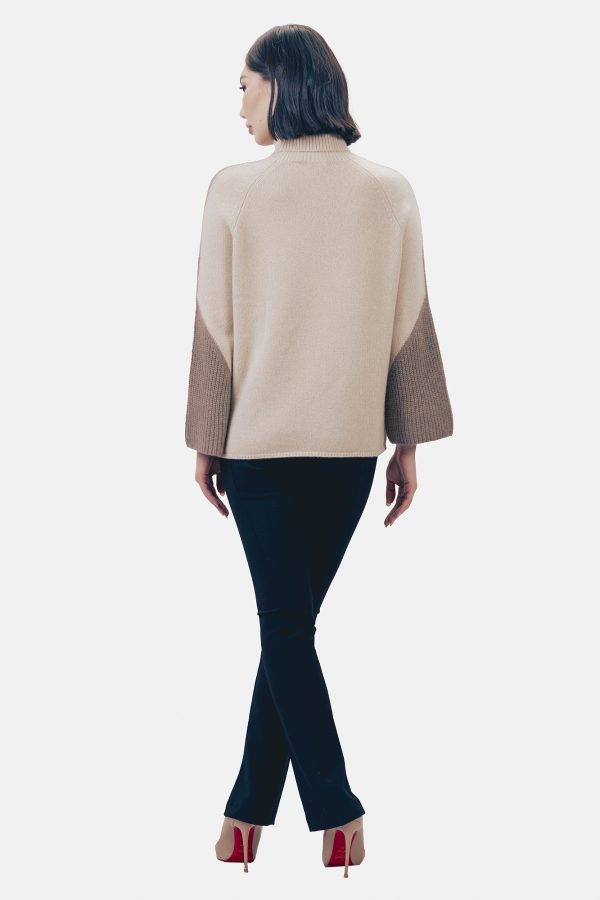 40 Ноолууран свитер