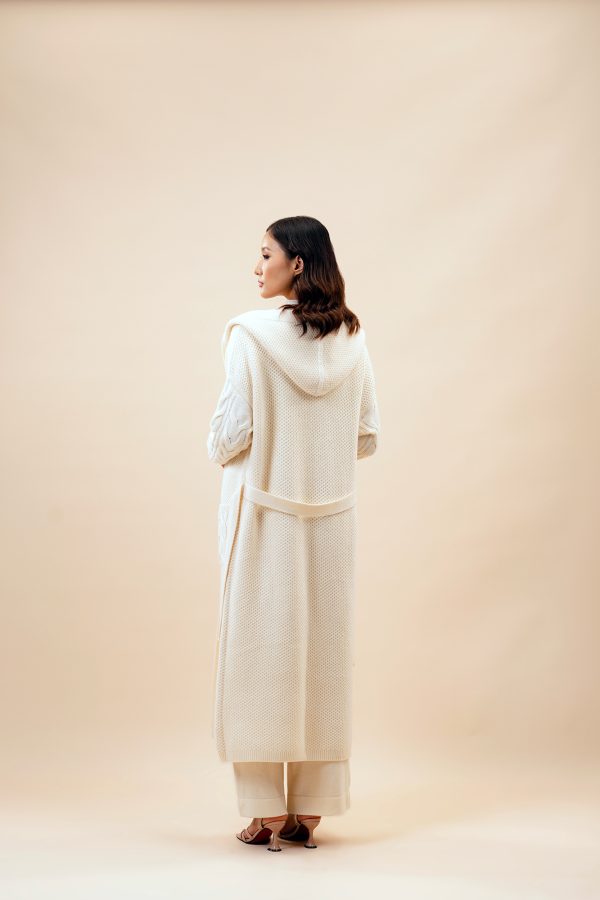 Сүлжмэл ноолууран пальто