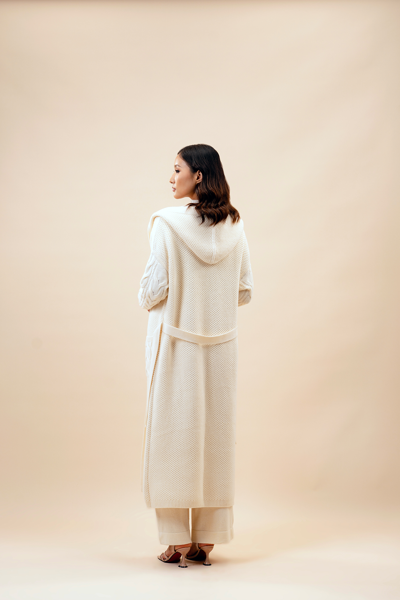 Сүлжмэл ноолууран пальто - Image 4