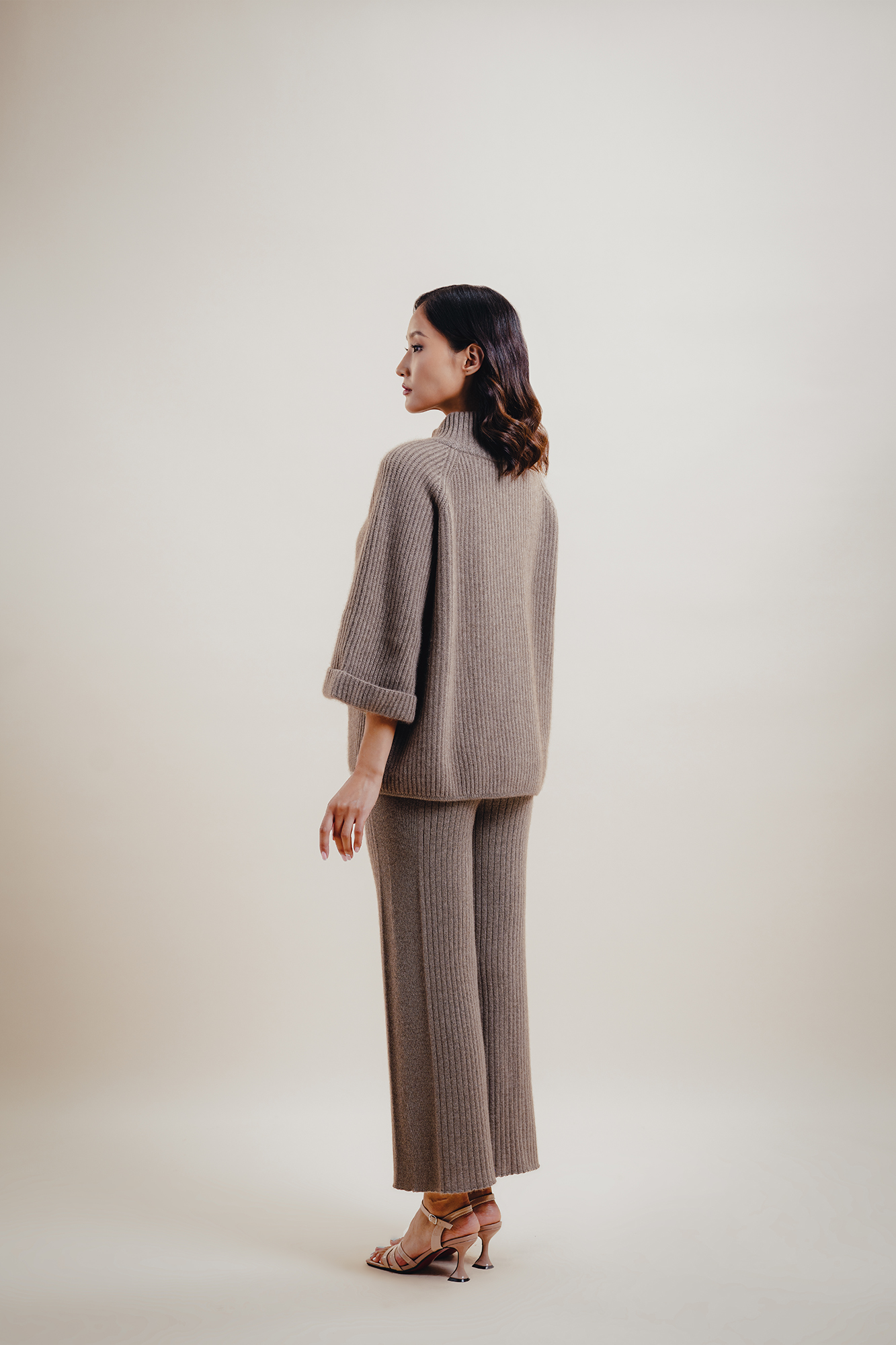 Цахилгаантай ноолууран кардиган - Image 2