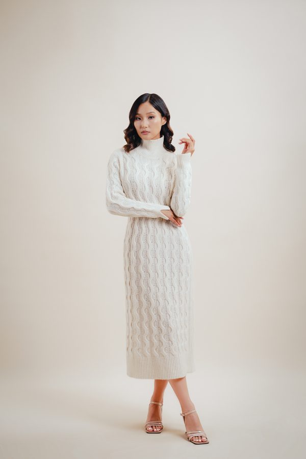 Свитер захтай ноолууран платье