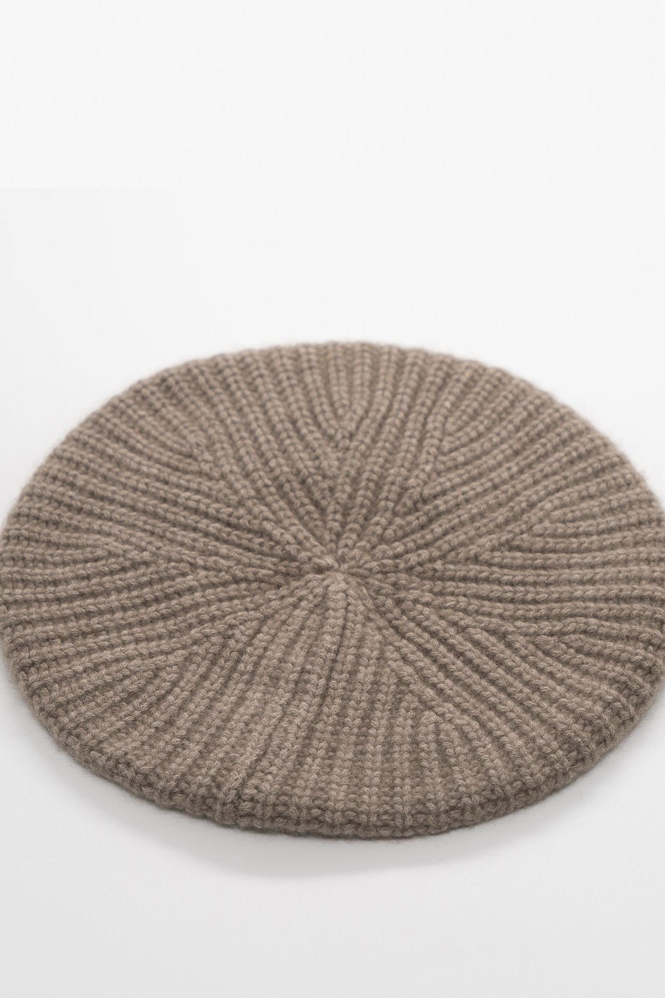 Дугуй ноолууран малгай - Image 1